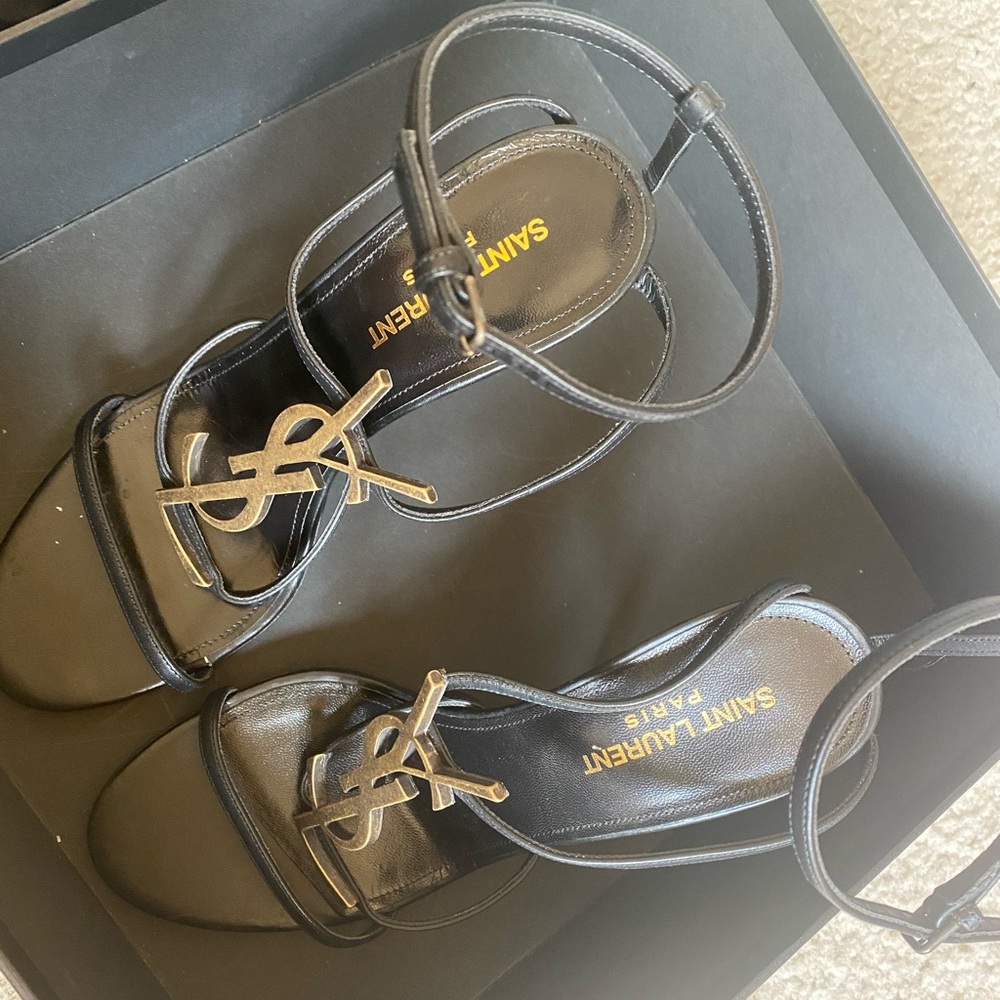 Black YSL Cassandra Leather Heels, Size 7.5(371/2)